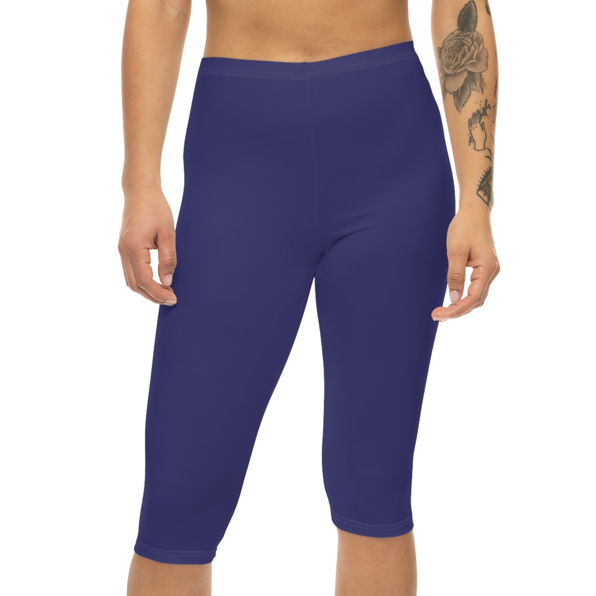 Red Capri Leggings — Women’s Athletic Cropped Leggings